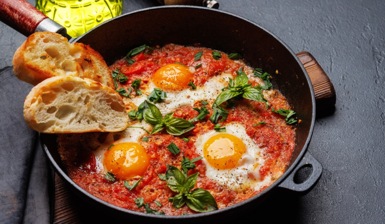 Cómo hacer shakshuka casera: guía paso a paso Foto: Shutterstock