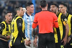Marcos Rojo fue expulsado ante Peñarol. Marcos Rojo fue expulsado ante Peñarol.