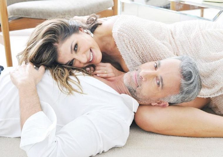 CATHERINE FULOP, OSVALDO SABATINI EN 1998, LA PAREJA TUVO SU BODA SOÑADA Foto: INSTAGRAM @OVASABATINI