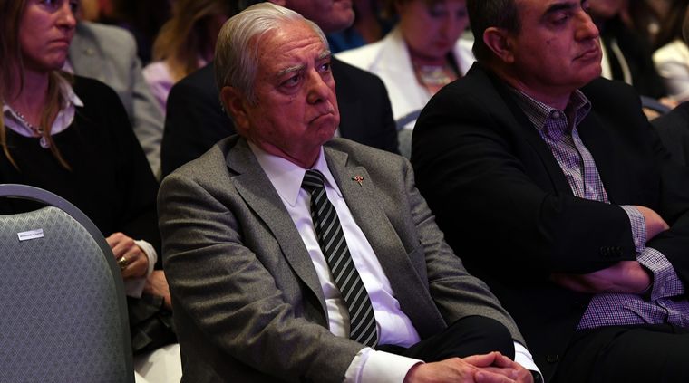 El juez Julio Gómez analizó el caso y junto a Pedro Llorente y Teresa Day condenaron al Gobierno a pagar la pensión vitalicia Foto: ALF PONCE MERCADO / MDZ