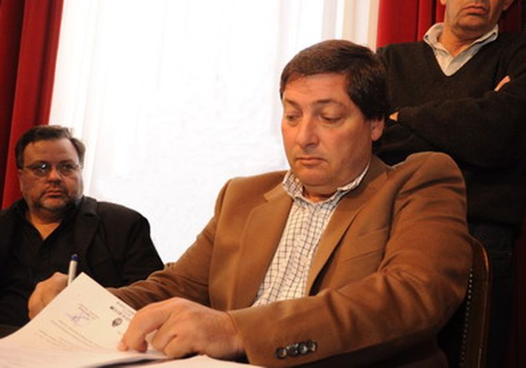 Omar Parisi está convencido que las elecciones se harán el 23 de octubre. Foto: Alf Ponce / MDZ