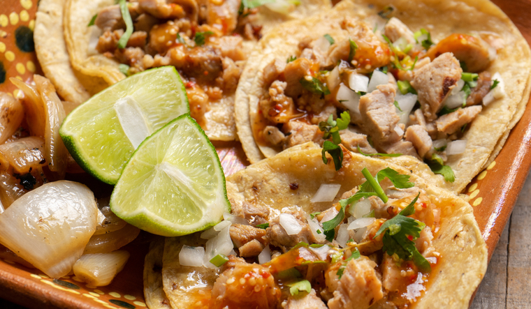 Admira una típica comida mexicana para agasajar a tus amigos o familia Foto: Shutterstock