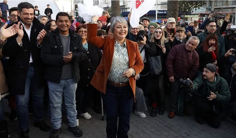 Jeannette Jara será candidata a presidenta de Chile por el oficialismo. Foto EFE Jeannette Jara será candidata a presidenta de Chile por el oficialismo. Foto EFE