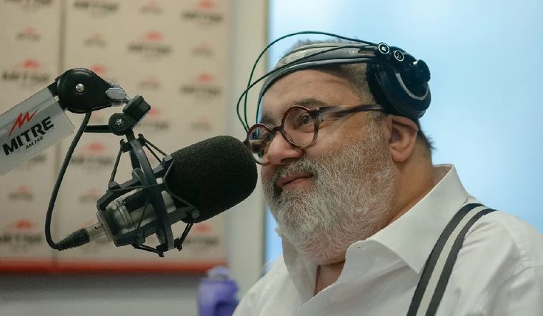 Lanata se ausenta de su programa de radio durante toda la semana