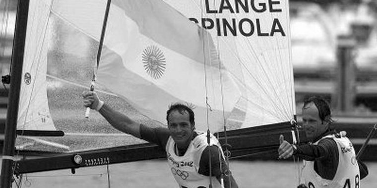 Santiago Lange y Carlos Espínola se proclamaron campeones del mundo de la clase Tornado. Foto: Archivo