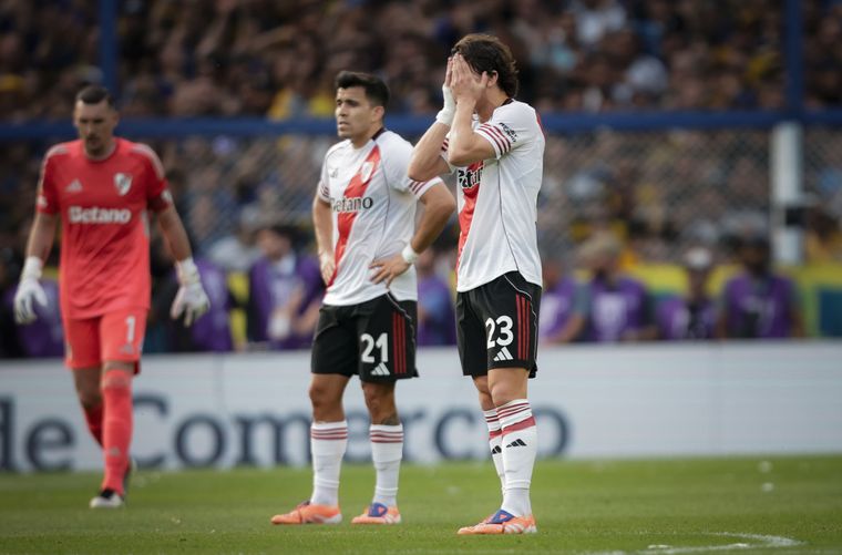 River perdió algo más que un Superclásico ante Boca y ahora no depende de sí mismo para clasificarse a la Libertadores por la tabla anual.&nbsp;