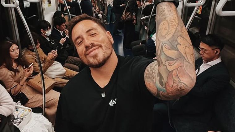 Federico Bal viajando para Resto del mundo. Federico Bal viajando para Resto del mundo.