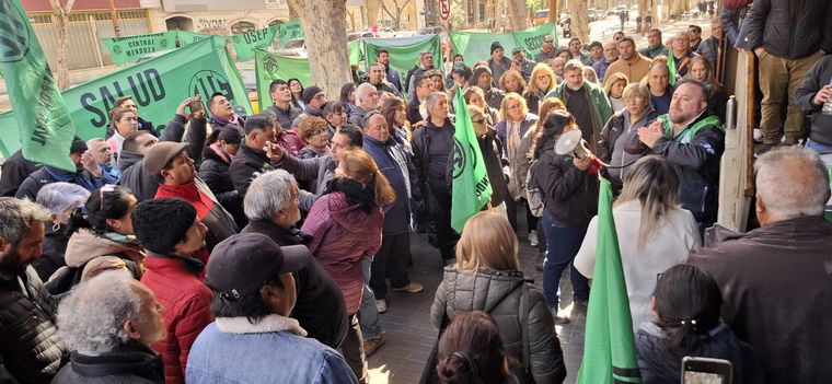 Unos trabajadores de la salud irán a paro el 4 y 5 de agosto. 