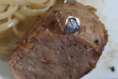 El proyectil que encontraron adentro de un chorizo Foto: Aire Libre FM El proyectil que encontraron adentro de un chorizo Foto: Aire Libre FM