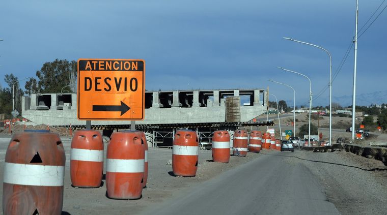 La obra pública corre riesgo tras los anuncios del Gobierno de Milei Foto: ALF PONCE MERCADO / MDZ