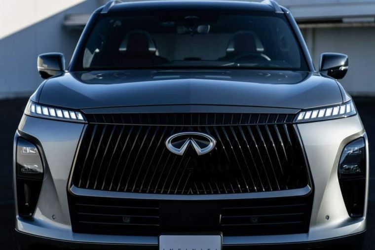Infiniti QX80