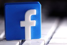 facebook en picada: adidas, ford y hp se unen al boicot y quitan su publicidad