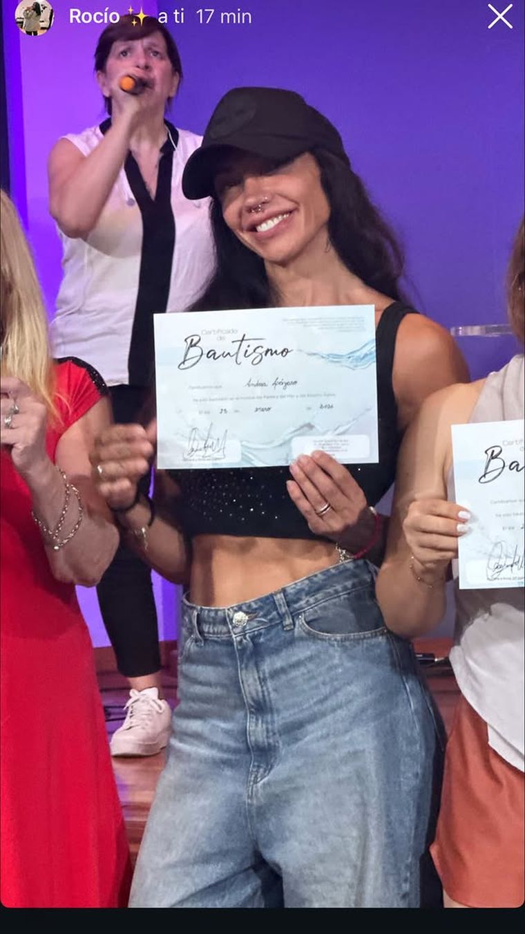 Andrea Lázaro se bautizó. Créditos: Instagram Andrea Lázaro se bautizó. Créditos: Instagram