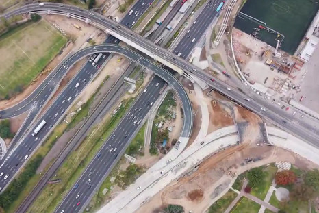 Se habilitó la primera etapa del nuevo Puente Labruna. Se habilitó la primera etapa del nuevo Puente Labruna.