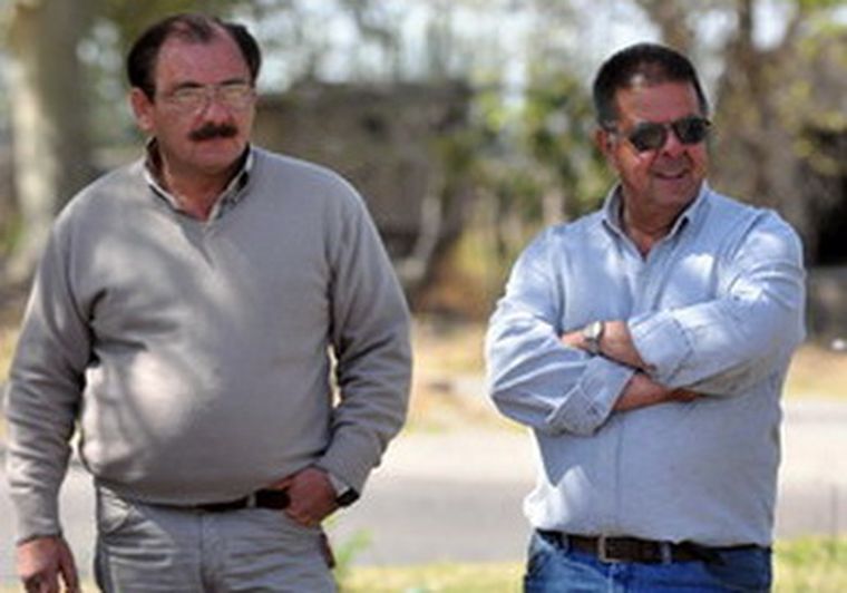 Mario Fernández y Carlos Risso, productores de Rivadavia. Foto: Nacho Gaffuri / MDZ