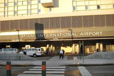 video: el aeropuerto de miami completamente desierto