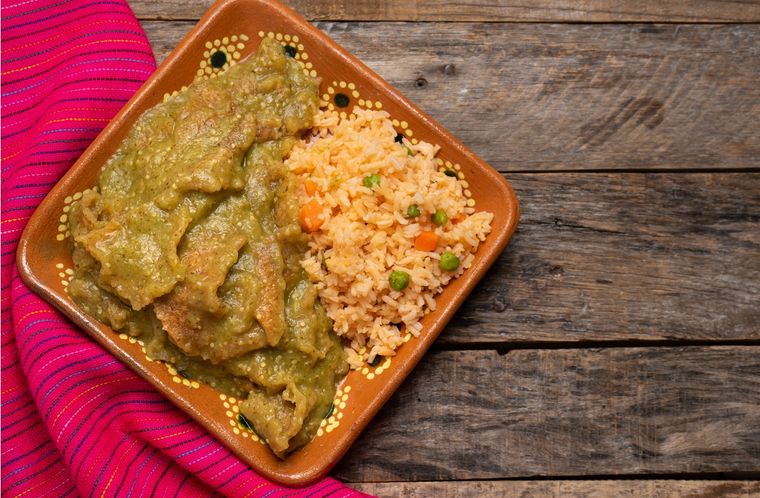 Chicharrón en salsa verde Una receta simple para hacer en pocos minutos Foto: Shutterstock