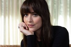 Dakota Johnson habló de la importancia que tiene el descanso dentro de su rutina.