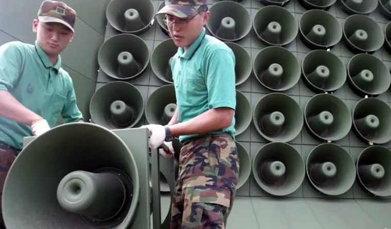 Corea del Sur desmantela sus altavoces, ante Corea del Norte. Foto: Ministerio de Defensa de Corea del Sur&nbsp;