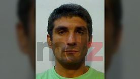 Carlos Zalazar Ábalos, el hombre de 44 años que es intensamente buscado por el caso de femicidio transversal.