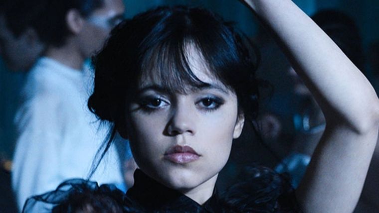 Foto: https://www.goodshow.news/streaming/2022/11/26/aunque-no-lo-creas-fue-jenna-ortega-quien-hizo-la-coreografia-de-este-baile-en-merlina-3391.html