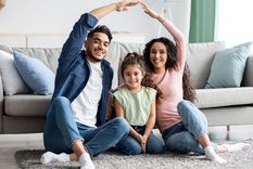 La legislación argentina busca garantizar el derecho de los niños y adolescentes a vivir en una familia. Foto: Archivo MDZ