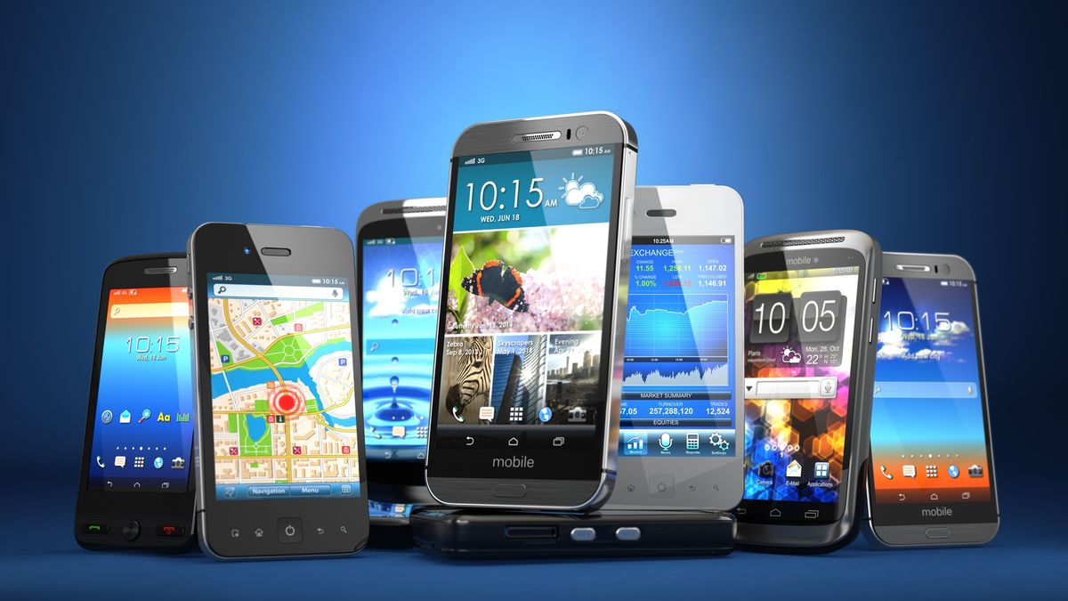 Los teléfonos pequeños no van más: ¿por qué los fabricantes ya no quieren hacerlos?