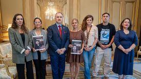 El embajador Peter Lamelas se reunió con los familiares de Nahuel Gallo y Germán Giuliani, quienes siguen detenidos en Venezuela.&nbsp;