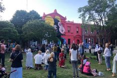 Santo Rosario El desagravio, convocado por redes sociales, comenzó 16:30 Santo Rosario El desagravio, convocado por redes sociales, comenzó 16:30