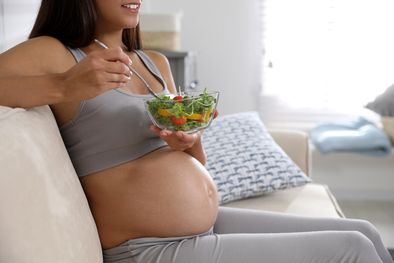 MDZol | Sobrepeso y embarazo: claves a tener en cuenta para preparar un plan alimentario durante el embarazo Foto: Shutterstock