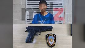 Cristian Contreras, el malviviente detenido, y el arma secuestrada tras el asalto en Las Heras.