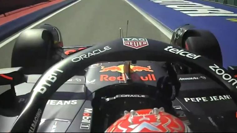 El gesto de Max a un fanático de Ferrari Foto: Captura Video
