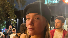 Sofía Solá deslumbra con un look vaquero en TikTok.