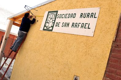 MDZol | Fachada de la nueva sede: en los últimos detalles, antes de la inauguración de este jueves. Foto: Mediamza.com