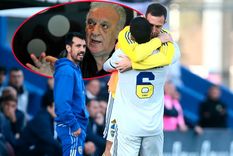 Coco Basile dijo que el abrazo de Rojo a Izquierdoz para un técnico es un puñal en la cola. Coco Basile dijo que el abrazo de Rojo a Izquierdoz para un técnico es un puñal en la cola.