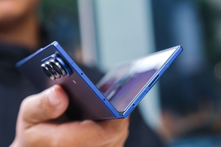 El Samsung Galaxy Z Fold7 incorpora una cámara de 200 MP para dominar la fotografía en el segmento flexible. El Samsung Galaxy Z Fold7 incorpora una cámara de 200 MP para dominar la fotografía en el segmento flexible.