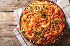Espaguetis con gambas Una receta simple y deliciosa para hacer en minutos Foto: Shutterstock
