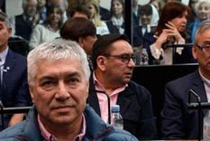 Lázaro Báez (en primer plano) y Cristina Kirchner durante el primer día del juicio por la causa Vialidad en mayo de 2019. Lázaro Báez (en primer plano) y Cristina Kirchner durante el primer día del juicio por la causa Vialidad en mayo de 2019.