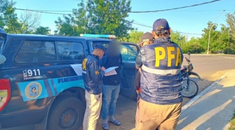 El detenido tras el operativo policial en Concordia. Foto: Policía Federal Argentina
