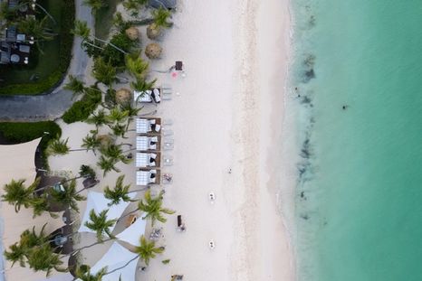 Mendoza tiene vuelos directos a Punta Cana con una duración de poco más de 7 horas. Mendoza tiene vuelos directos a Punta Cana con una duración de poco más de 7 horas.