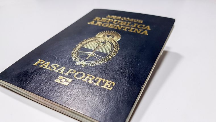 Los viajeros ya no tendrán el sello que indique su ingreso o egreso al país.