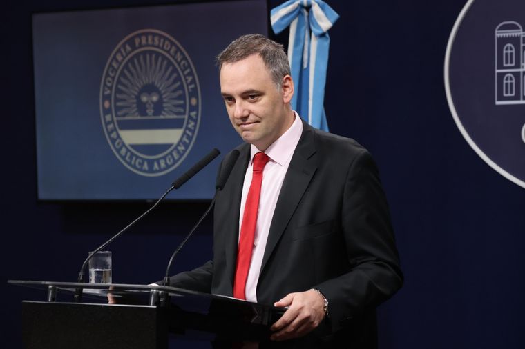 El vocero presidencial, Manuel Adorni, le restó importancia al informe del exjefe de Gobierno porteño Horacio Rodríguez Larreta sobre la violencia discursiva del presidente Javier Milei. Foto: Presidencia