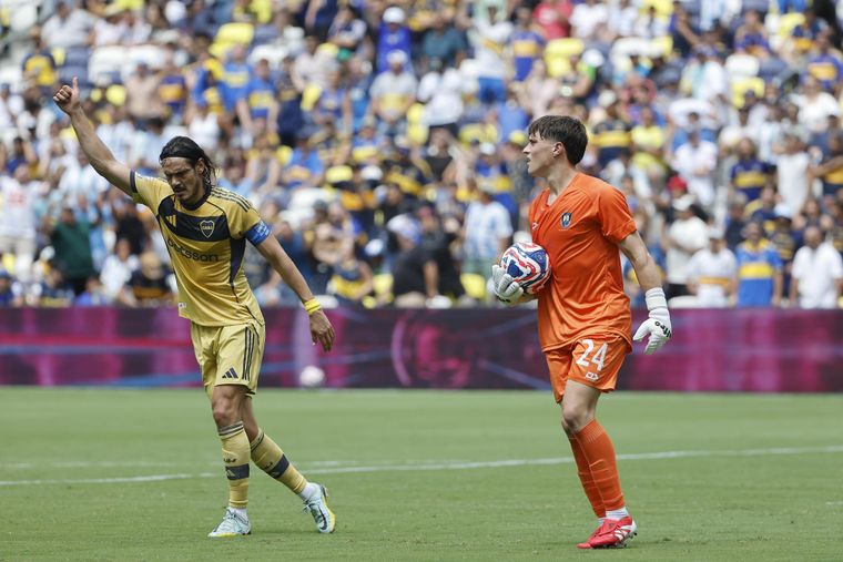 La queja de Edinson Cavani por el planteo de Auckland City vs. Boca en el Mundial de Clubes.