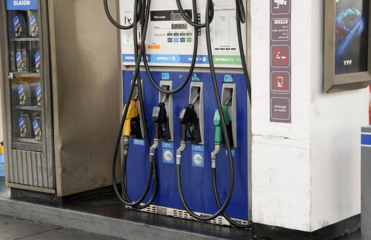 YPF volvió a aumentar el precio de sus combustibles.