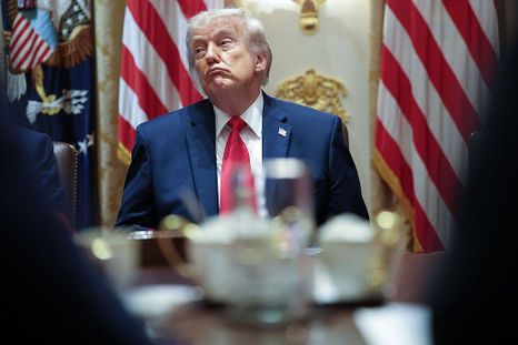 En una reunión de gabinete el miércoles, Trump dijo que las conversaciones avanzaban. En una reunión de gabinete el miércoles, Trump dijo que las conversaciones avanzaban.