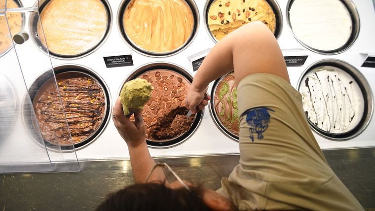 Con identidad italiana y proceso técnico propio, la marca intenta competir en un mercado dominado por nombres históricos. Con identidad italiana y proceso técnico propio, la marca intenta competir en un mercado dominado por nombres históricos.