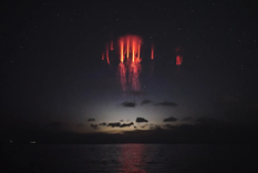 La NASA mostró el sprite rojo, también llamado “duende rojo”, captado por un segundo sobre el castillo de Beynac (imagen ilustrativa).