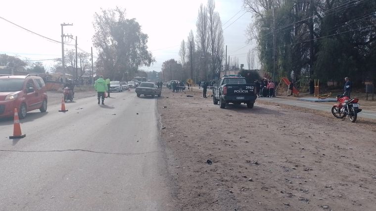 Un adolescente de 14 años murió tras chocar con una camioneta