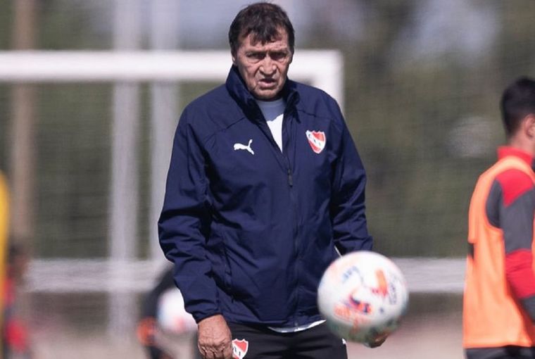 Julio Falcioni reapareció en las redes sociales. Foto: @Independiente