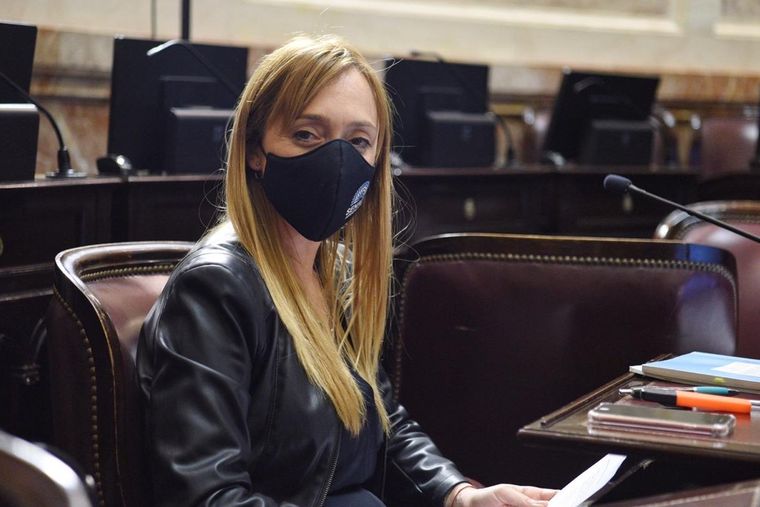 Foto: Twitter Anabel Fernández Sagasti